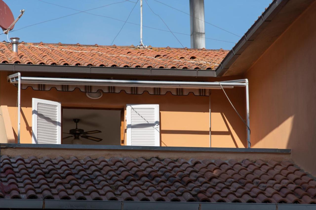 Appartamento Il Bucaniere A Marina Di Cecina Buitenkant foto